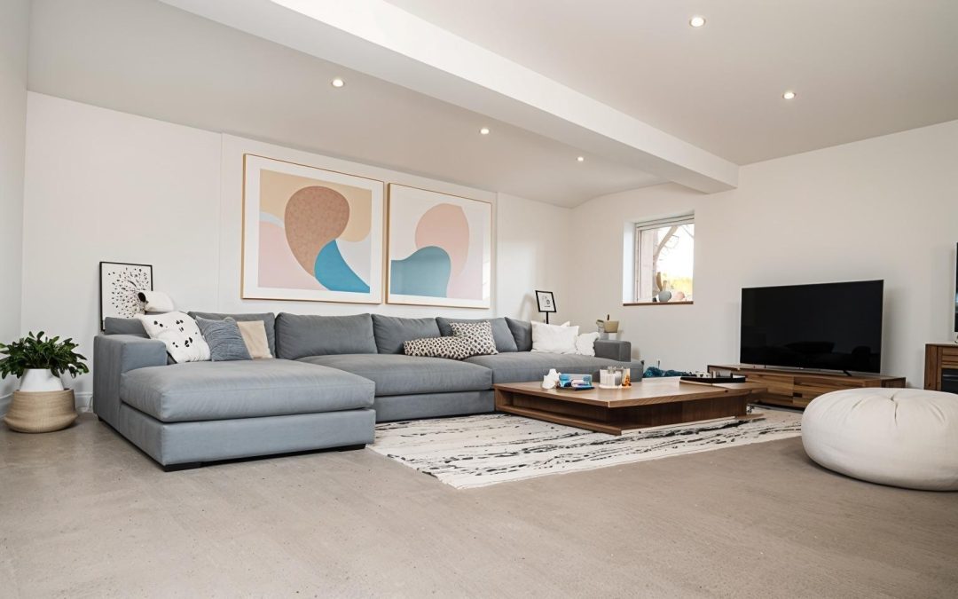 Virtual Home Staging vs. Physical Home Staging: Which Is Right for Your Property?